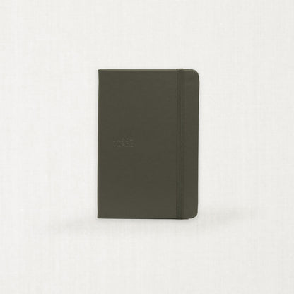 Labovarde Handy Note in Etoupe — Front view of the leather cover in Etoupe